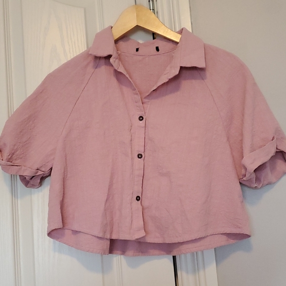 Pink blouse and short set - Picture 4 of 16